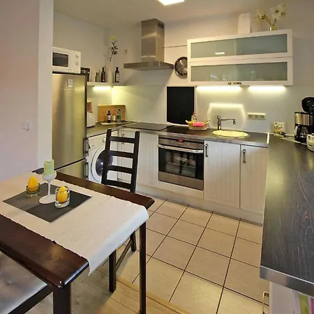 Gorgeous In With Kitchen